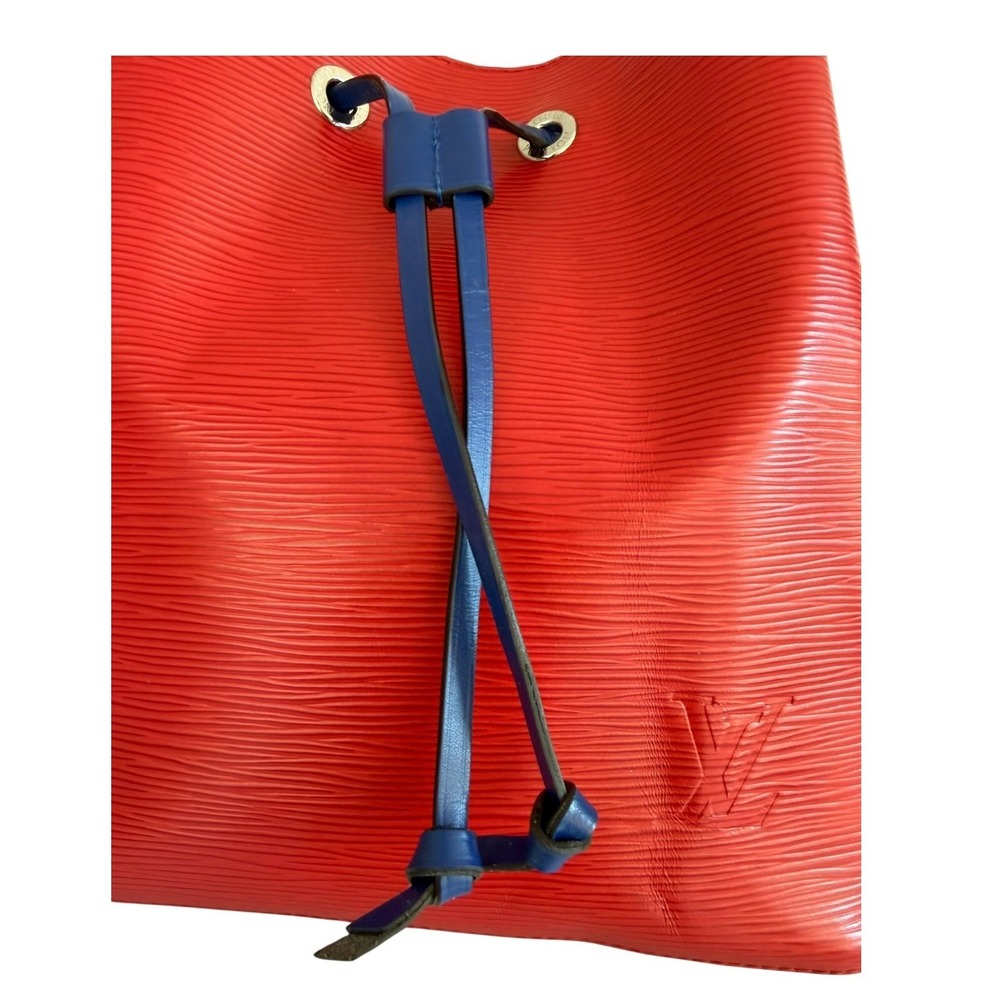 Louis Vuitton NeoNoe MM Epi Leather Red Blue Bucket Bag Shoulder Crossbody - Picture 15 of 16